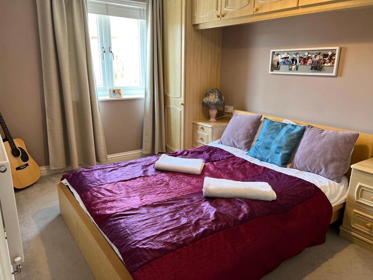 Simply Stunning 2 Bedroom Home With Parking Space Nottingham Dış mekan fotoğraf