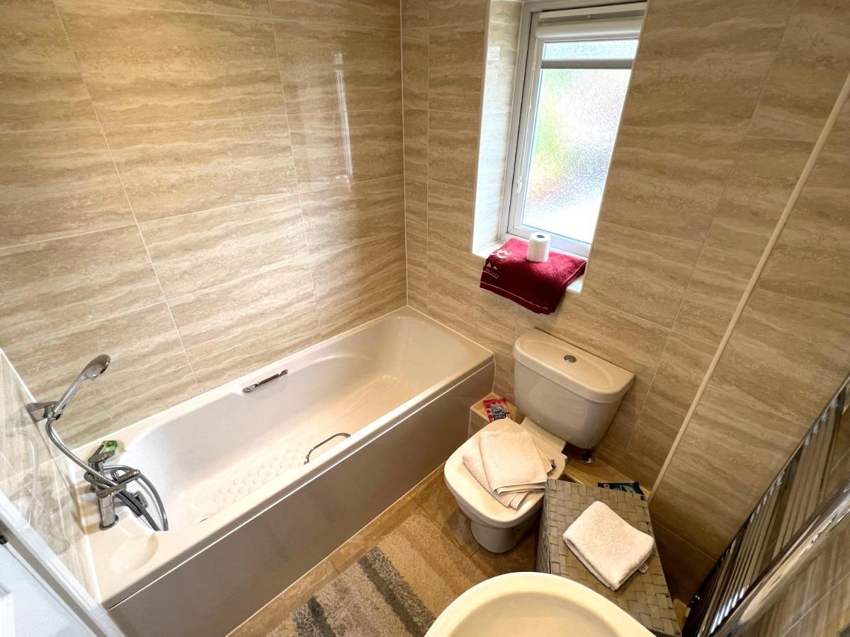 Simply Stunning 2 Bedroom Home With Parking Space Nottingham Dış mekan fotoğraf